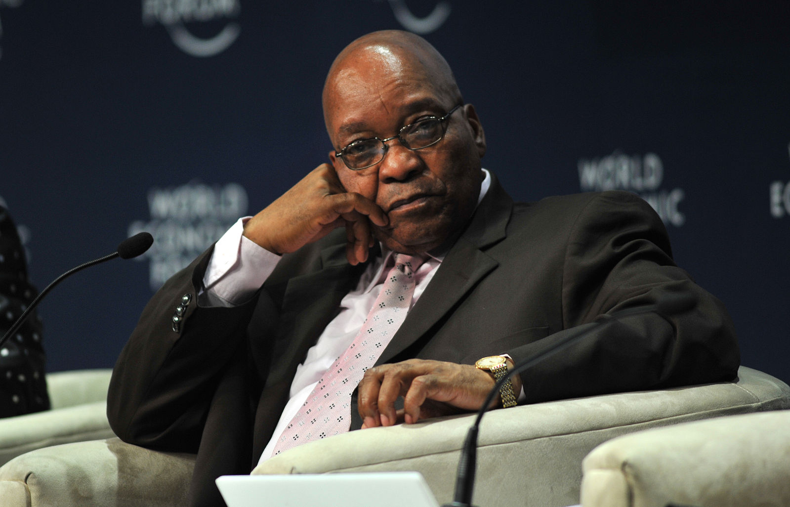 Dealing with Zuma: It's a choice between a political and constitutional crisis