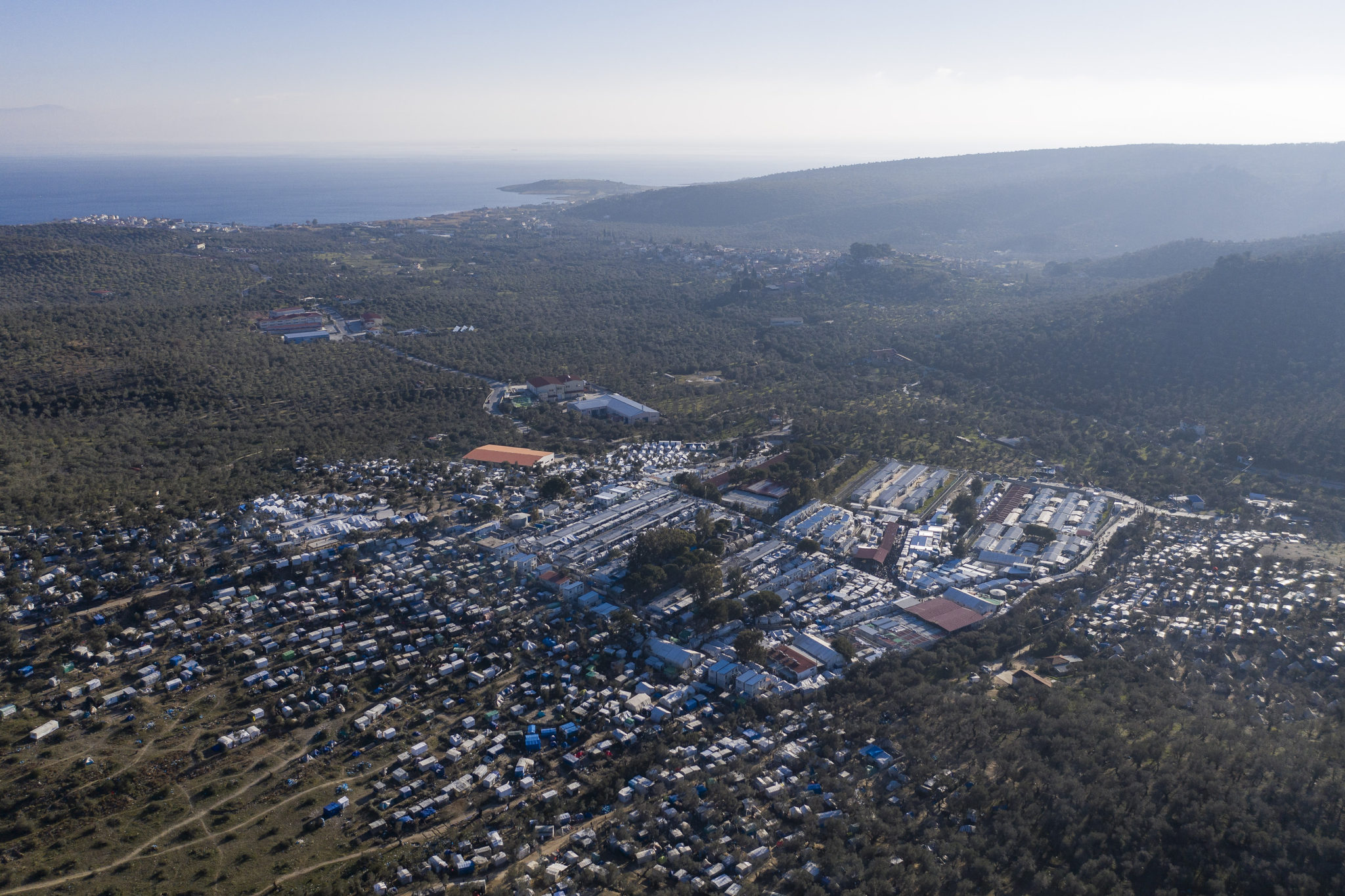 Greece: Refugee life on the other side of the highway